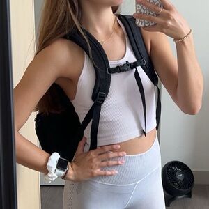 FREE PEOPLE HAPPINESS RUNS CROP